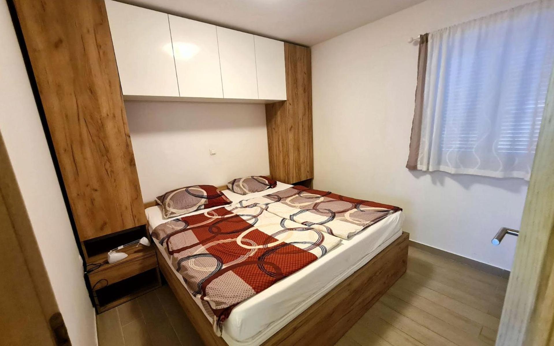 Apartment Trava Klimno Ngoại thất bức ảnh
